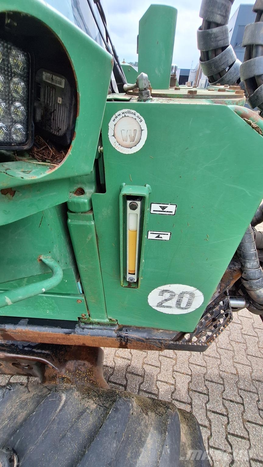 John Deere 1110D Forwarders