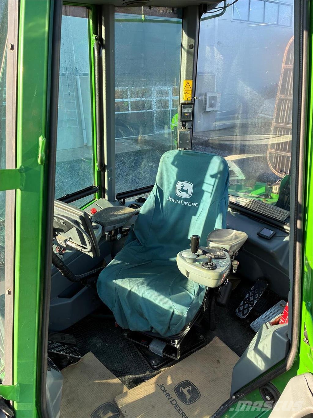 John Deere 1110D Naudoti miškovežiai (Forvarderiai)