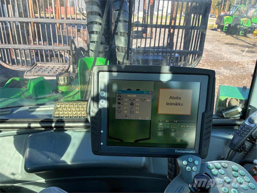 John Deere 1110D Naudoti miškovežiai (Forvarderiai)