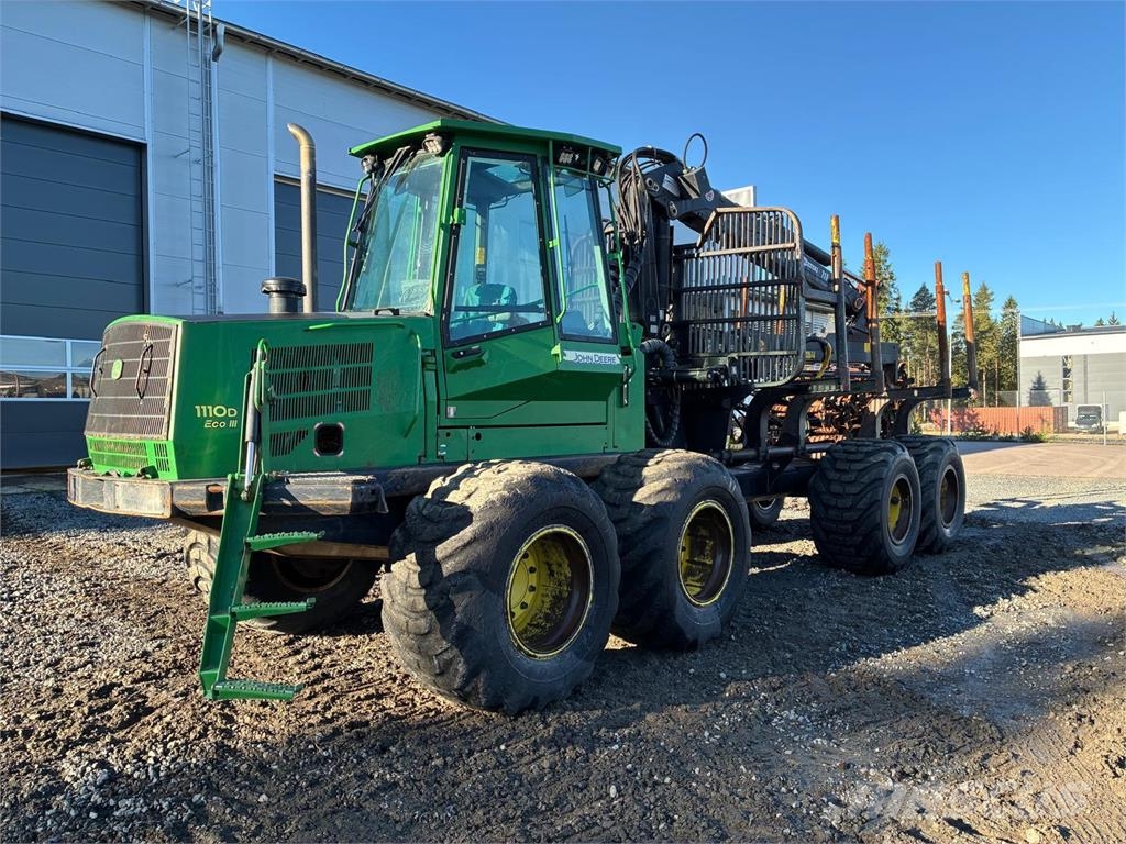 John Deere 1110D Naudoti miškovežiai (Forvarderiai)