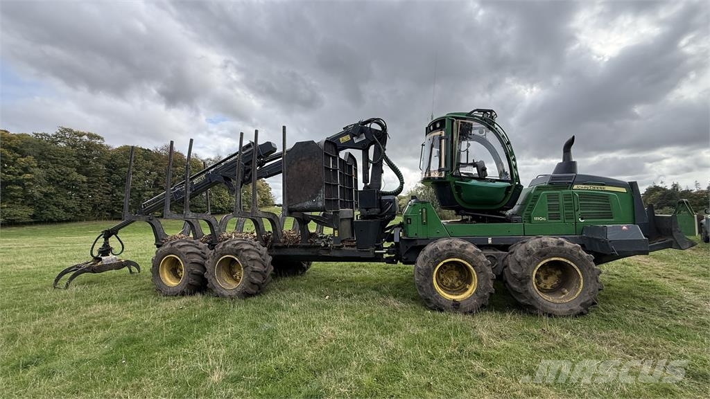 John Deere 1110G Forvarderi