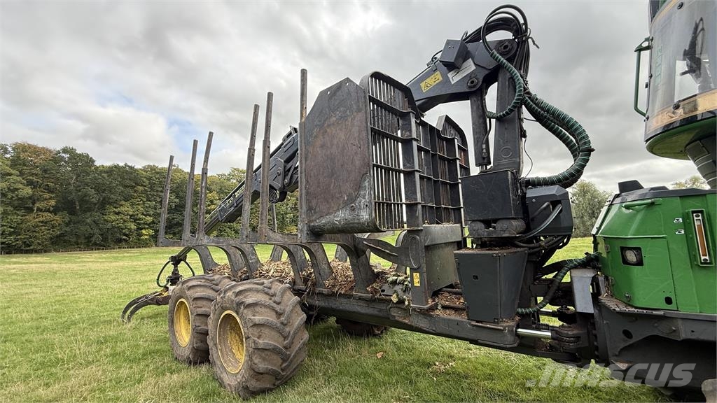 John Deere 1110G Forvarderi