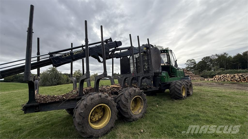 John Deere 1110G Forvarderi