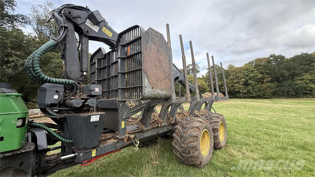 John Deere 1110G Forvarderi