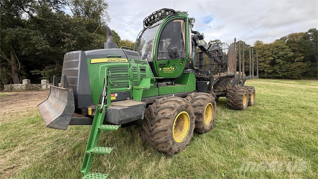 John Deere 1110G Forvarderi