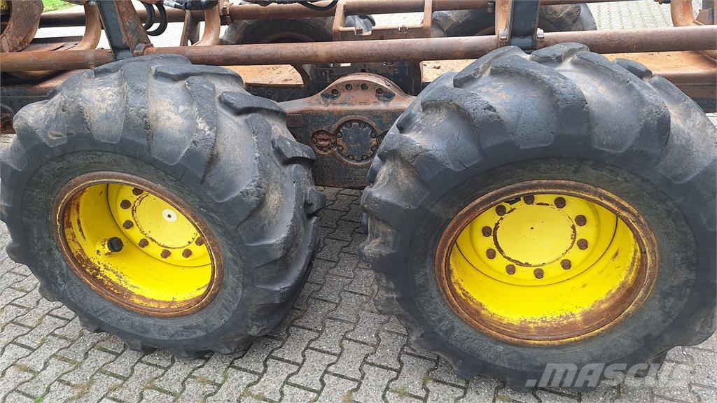 John Deere 1110D Forwarders