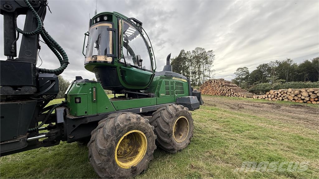 John Deere 1110G Forvarderi