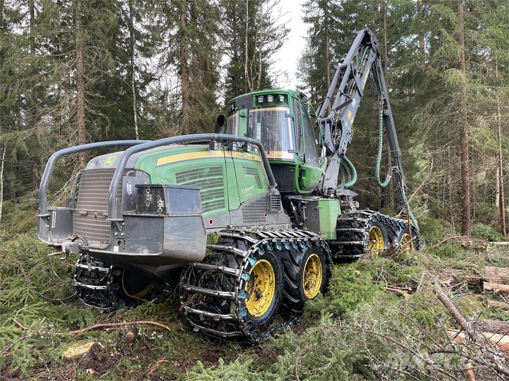 John Deere 1170G Harvesterit