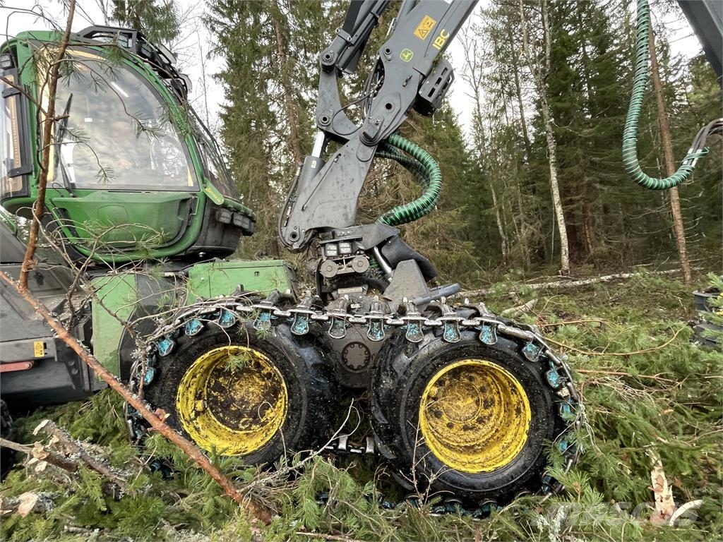 John Deere 1170G Harvesterit