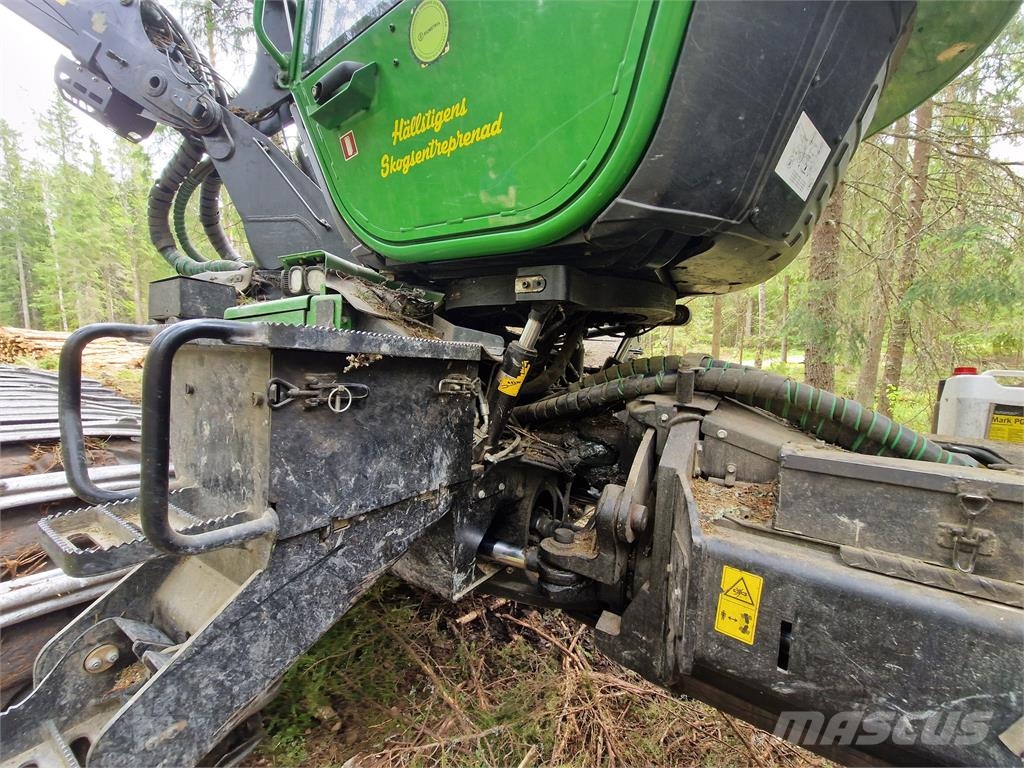 John Deere 1170E حصادات