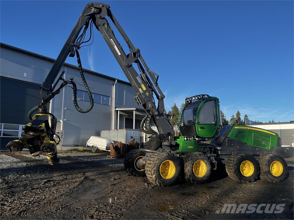 John Deere 1170G Harvesterid