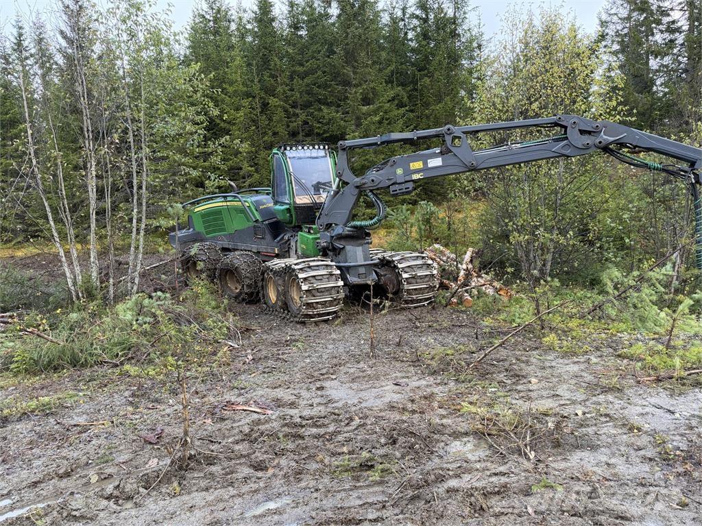 John Deere 1170G John Deere Harvesters