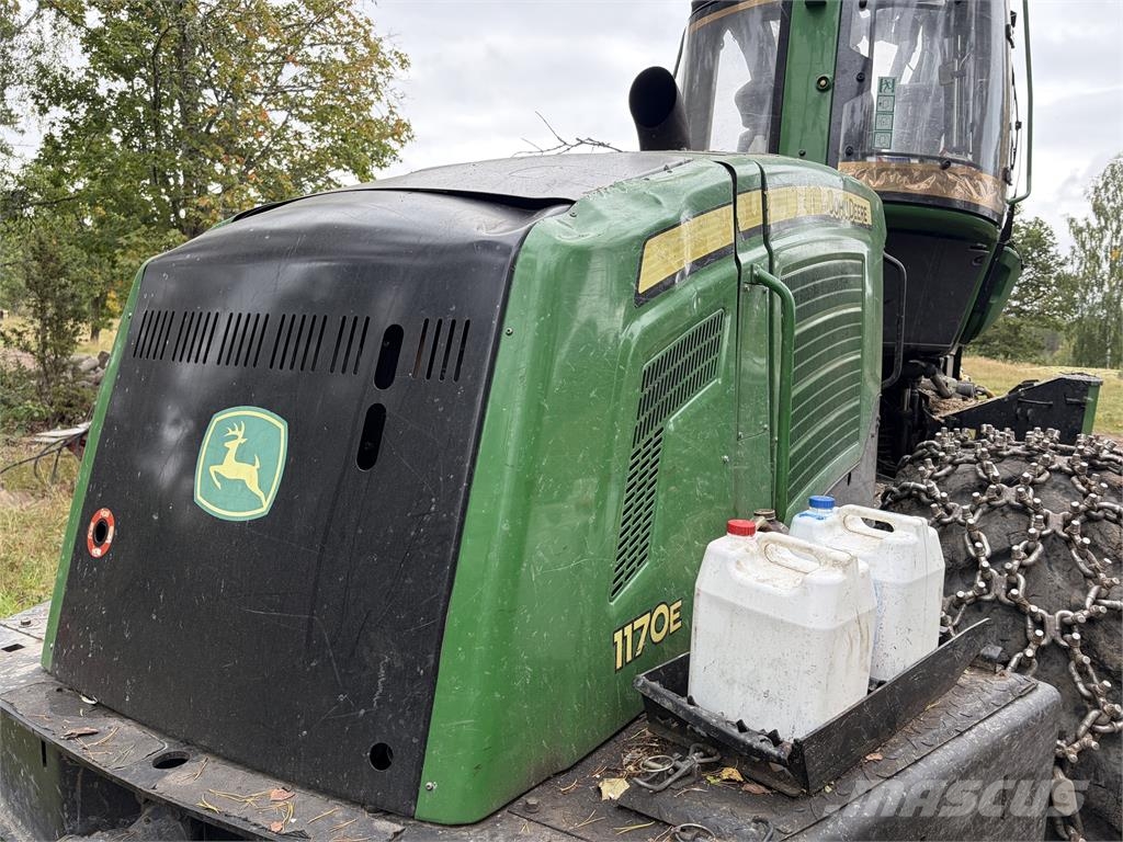 John Deere 1170E Harvesterji
