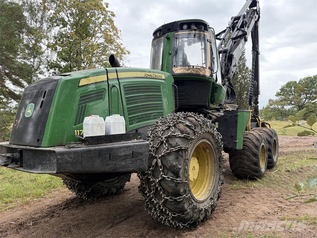 John Deere 1170E Harvesterji