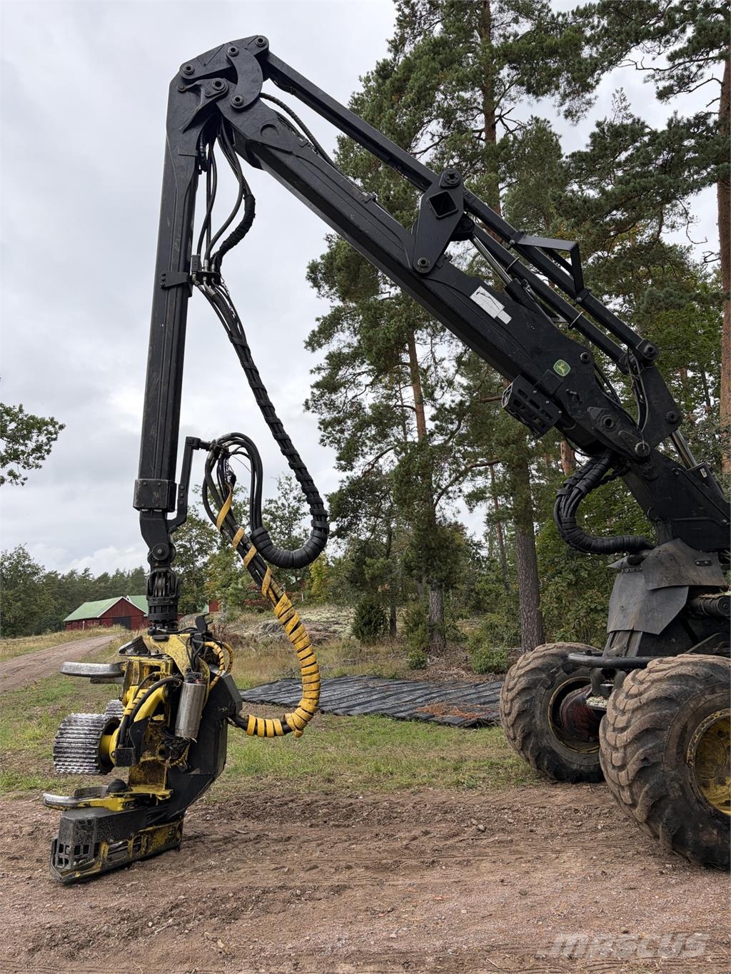 John Deere 1170E Harvesterji