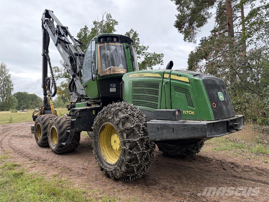 John Deere 1170E Harvesterji