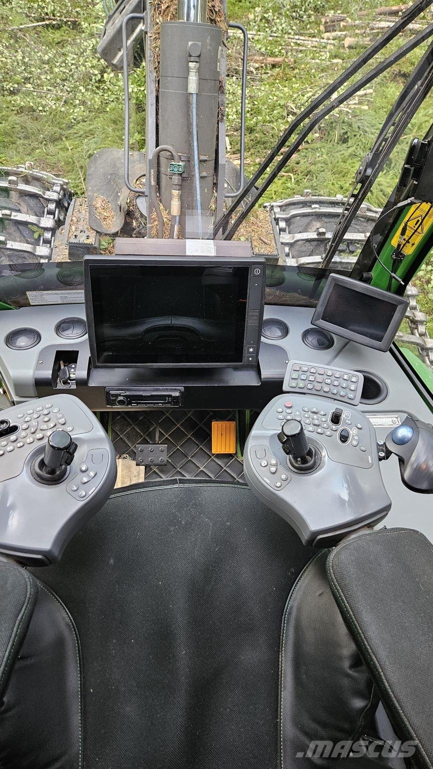 John Deere 1170G Harvesters