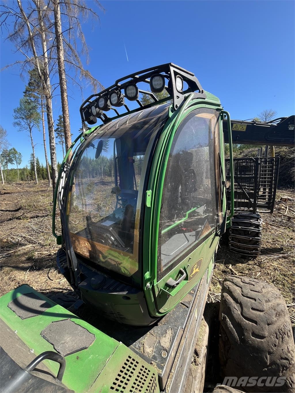 John Deere 1210E شاحنات