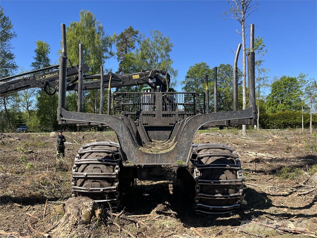 John Deere 1210E شاحنات