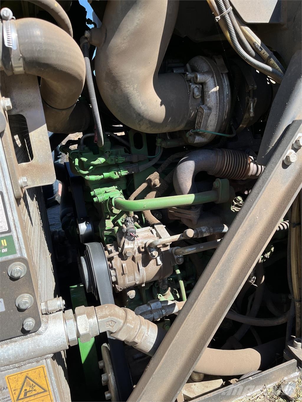 John Deere 1210E شاحنات