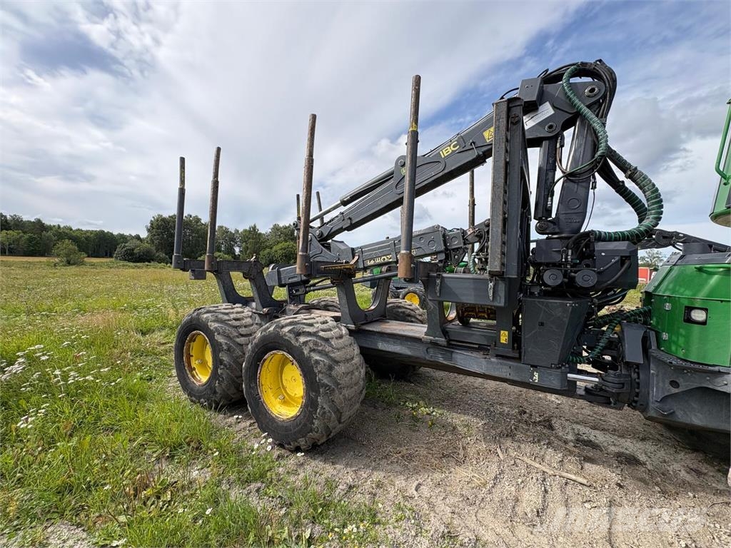 John Deere 1210G Skotare
