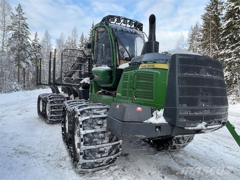 John Deere 1210G Skotare