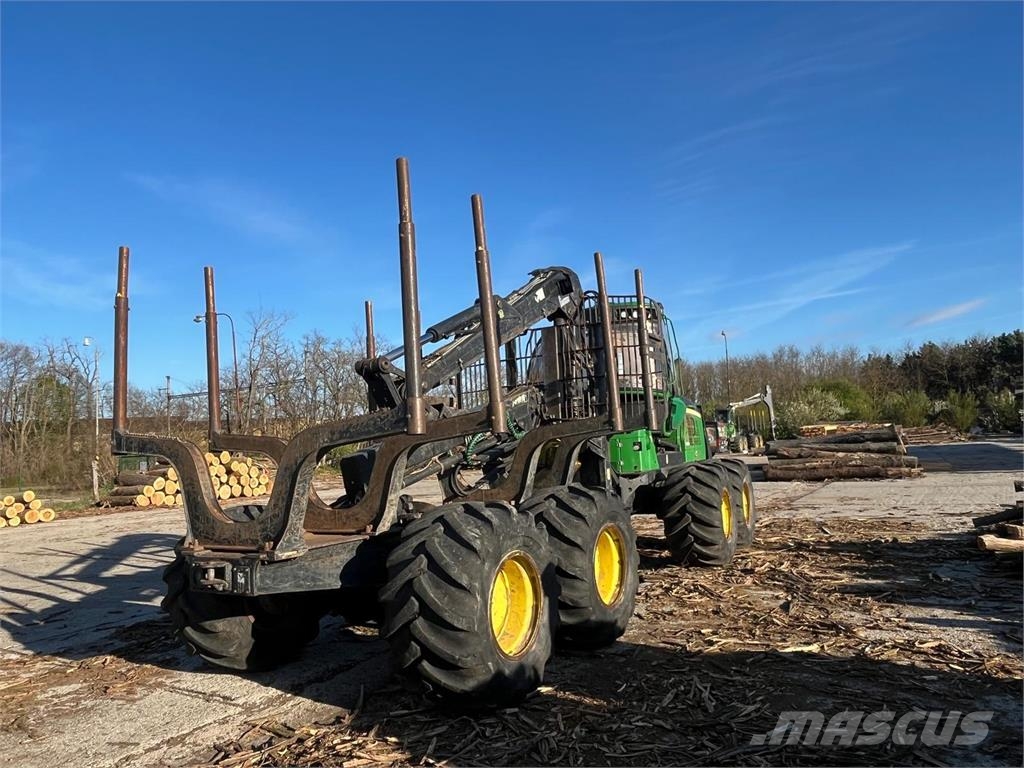 John Deere 1210E Kuormatraktorit