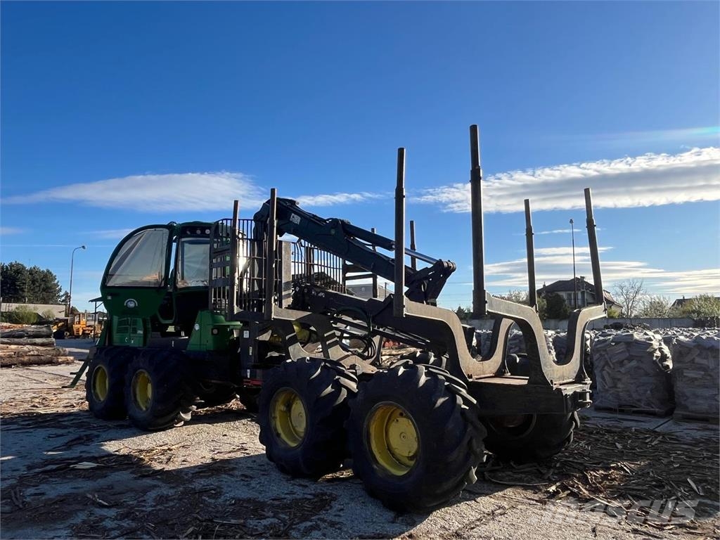 John Deere 1210E Kuormatraktorit
