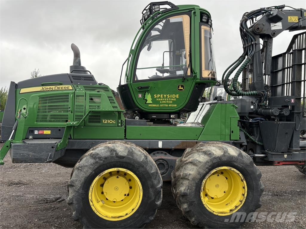 John Deere 1210G Forvarderi