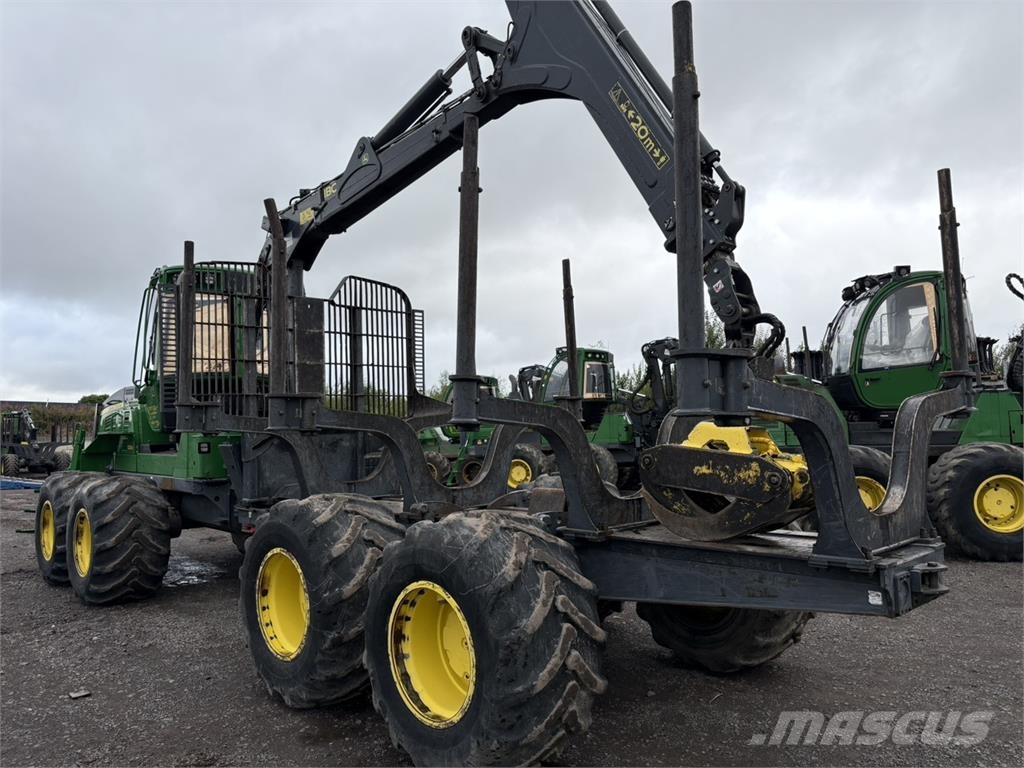 John Deere 1210G Forvarderi