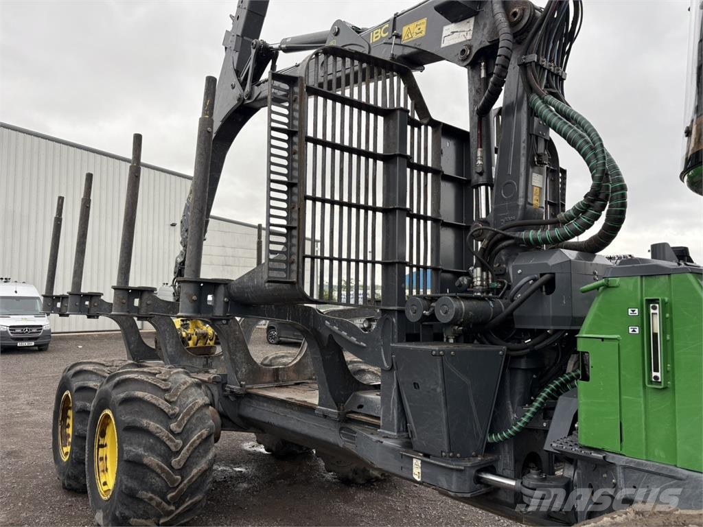 John Deere 1210G Forvarderi