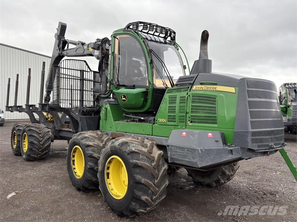 John Deere 1210G Forvarderi