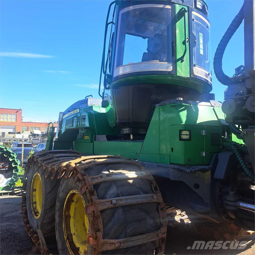John Deere 1210G 원목 포워더