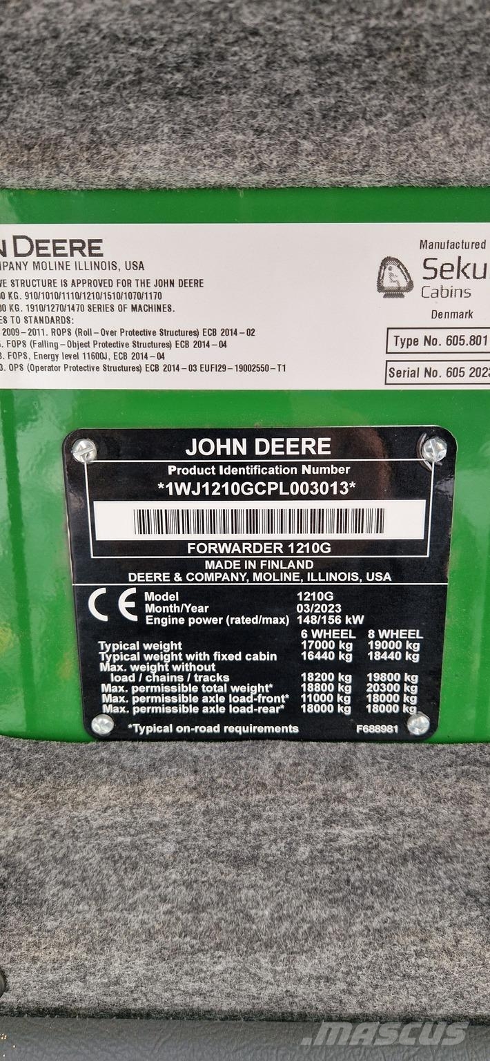 John Deere 1210G شاحنات