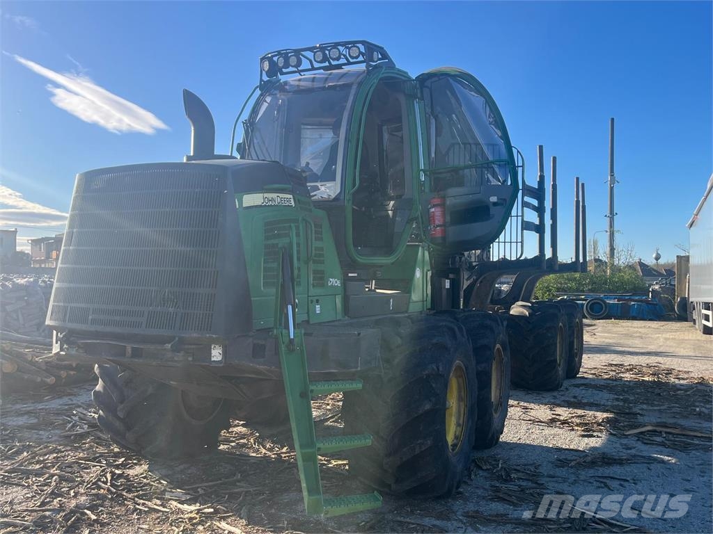 John Deere 1210E Kuormatraktorit