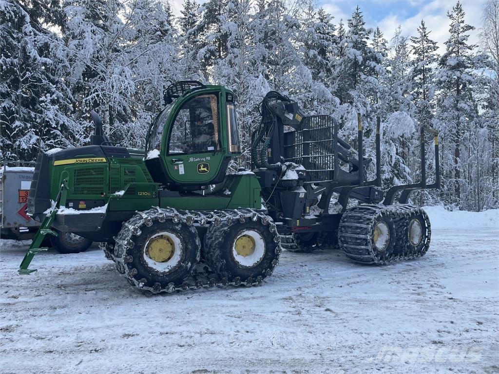 John Deere 1210G Skotare