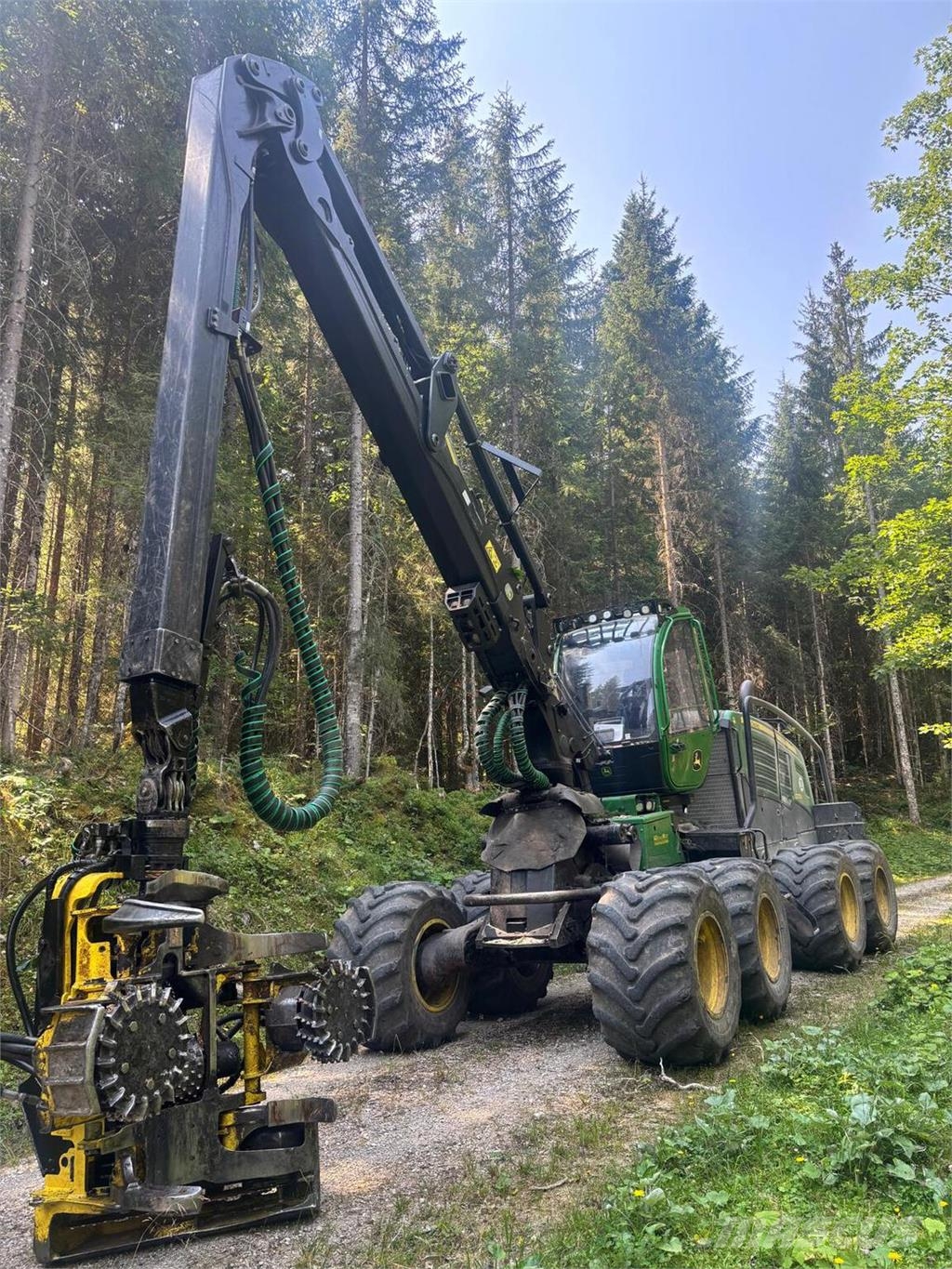 John Deere 1270G Harvesters