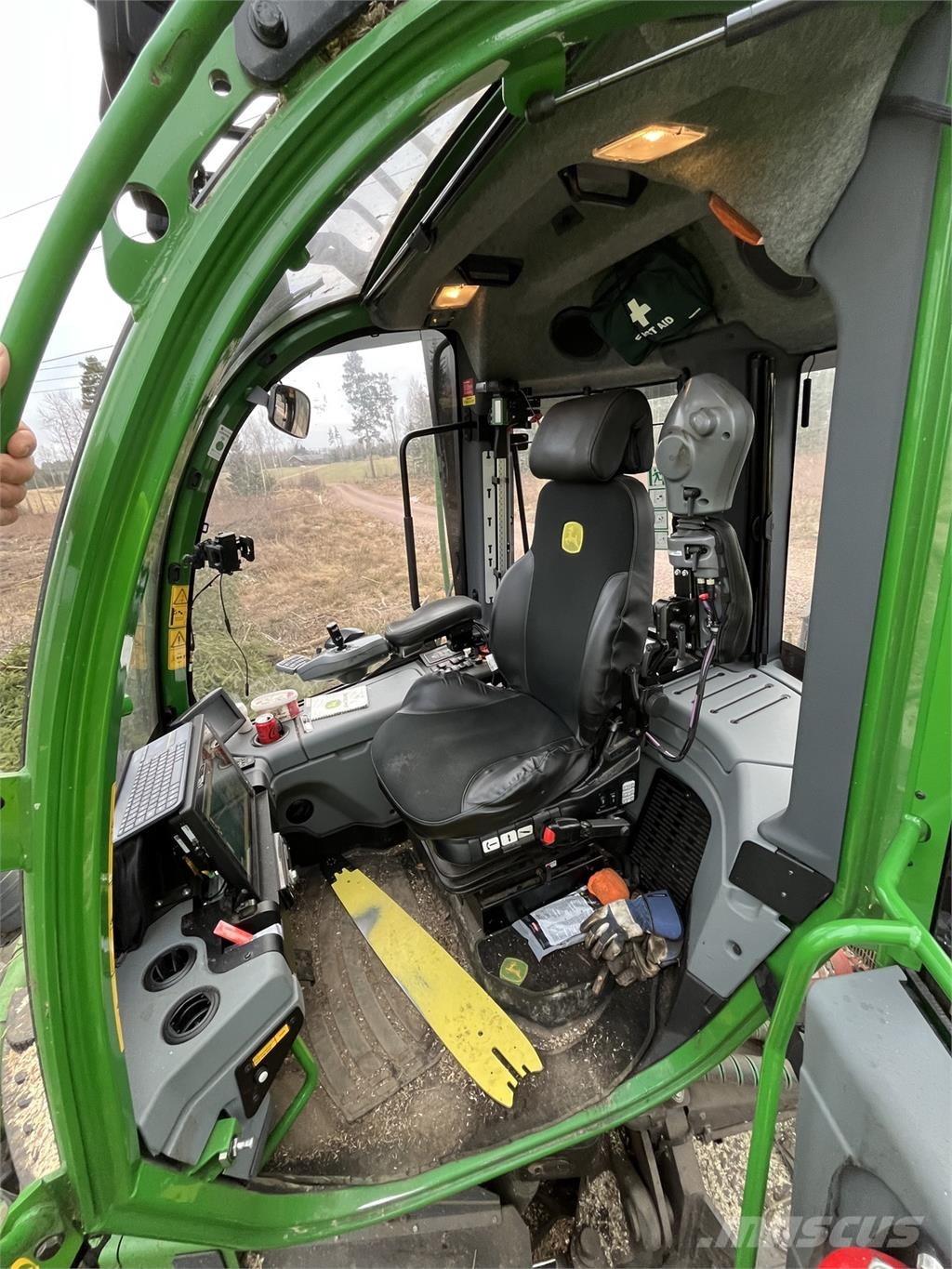 John Deere 1270G حصادات
