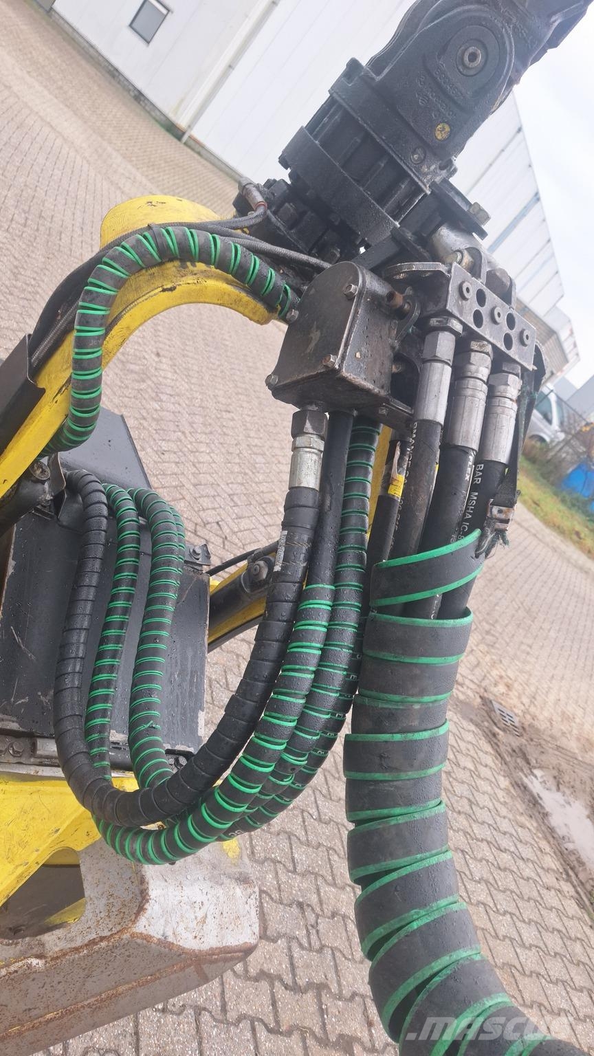 John Deere 1270G Θεριζοαλωνιστικές μηχανές