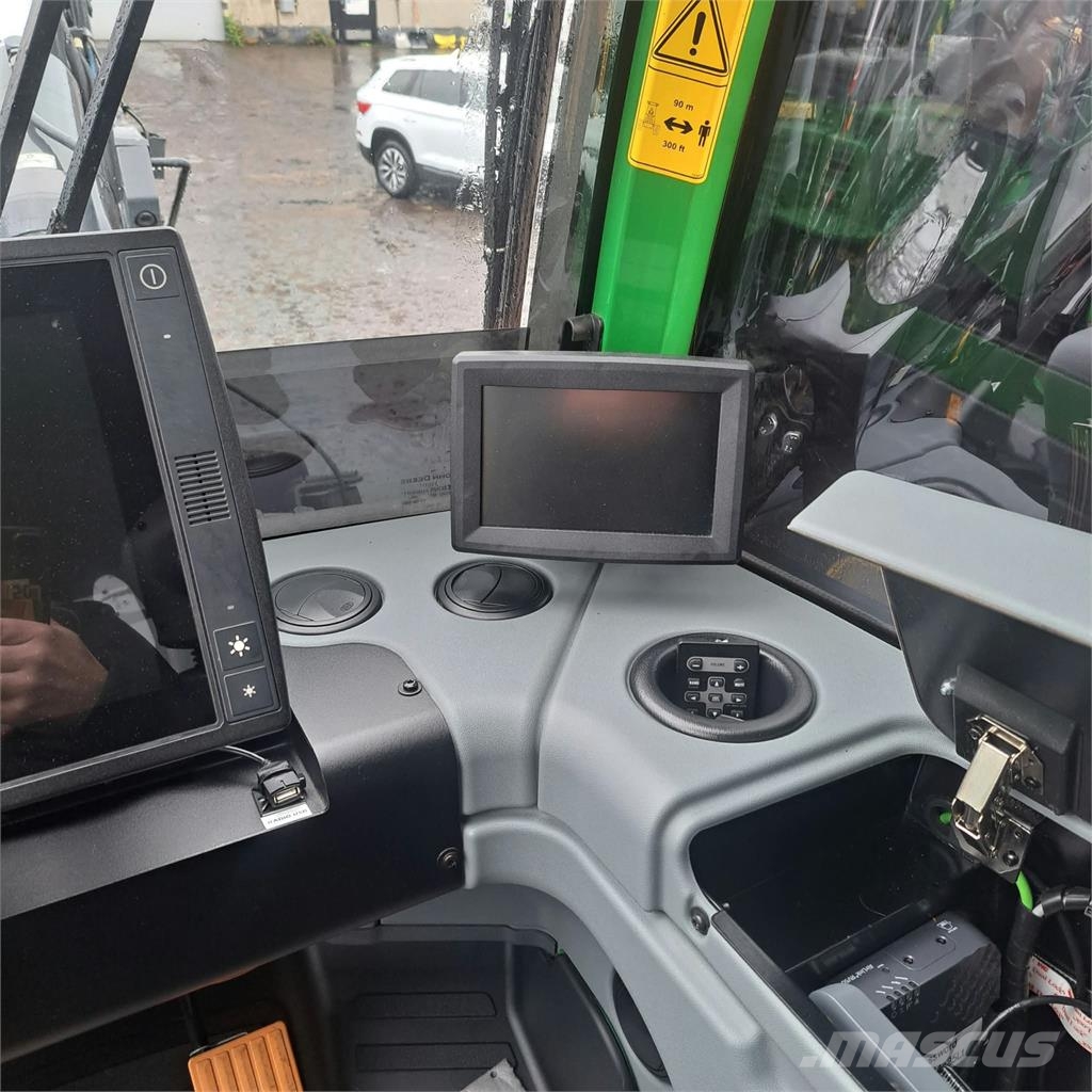 John Deere 1270G 收穫機