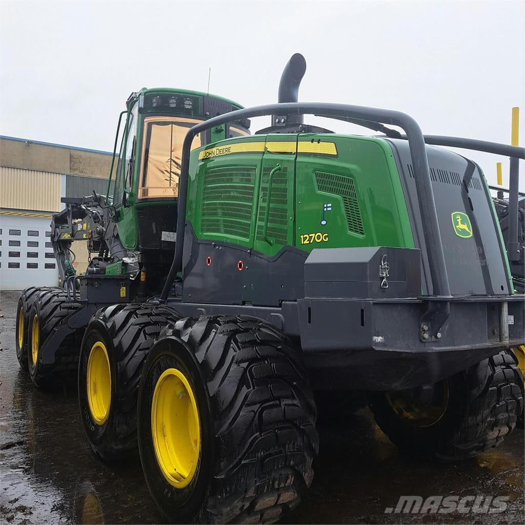 John Deere 1270G 收穫機