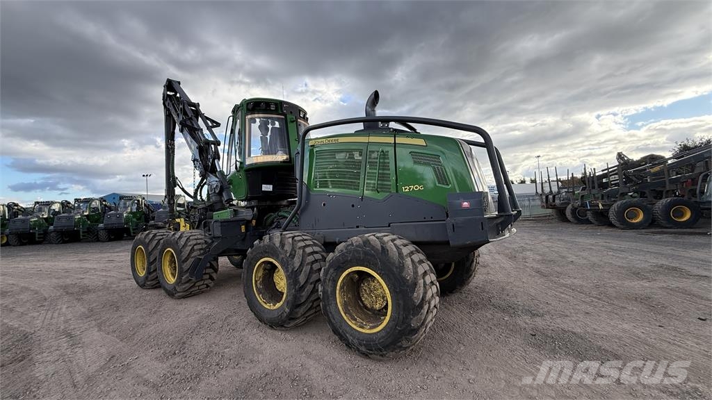 John Deere 1270G Harvesters