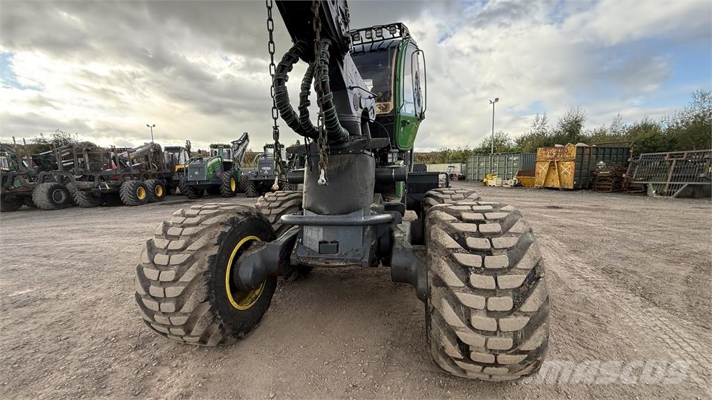 John Deere 1270G Harvesters