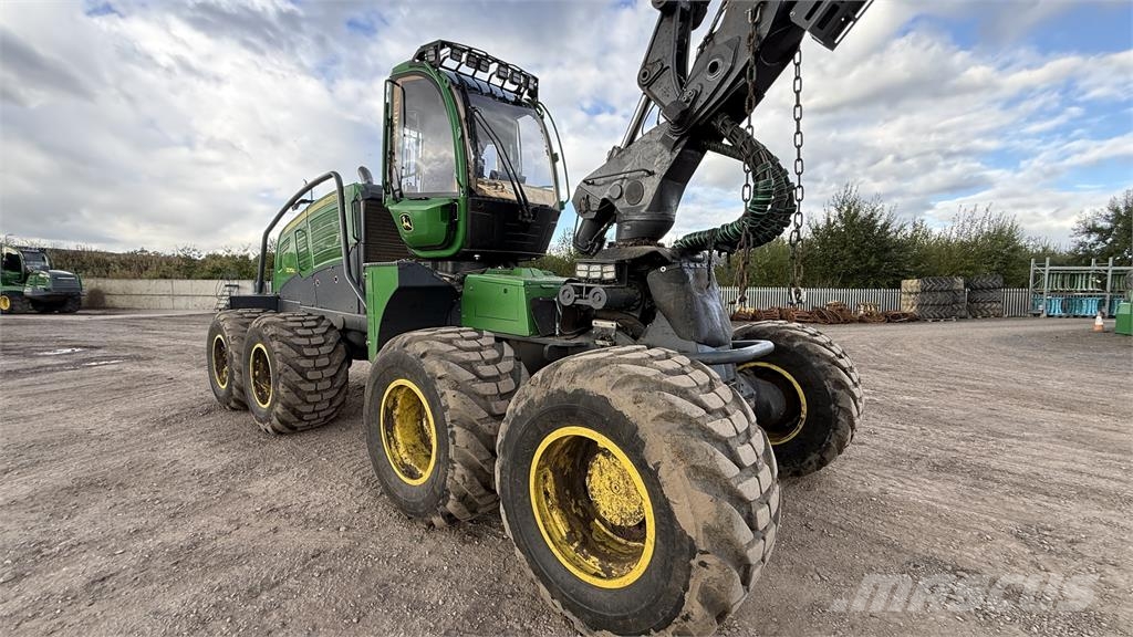 John Deere 1270G Harvesters