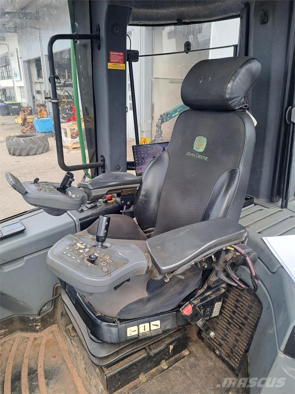 John Deere 1270G Harwestery