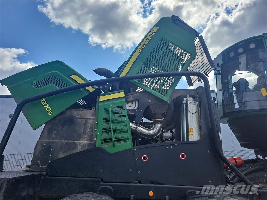 John Deere 1270G Harwestery