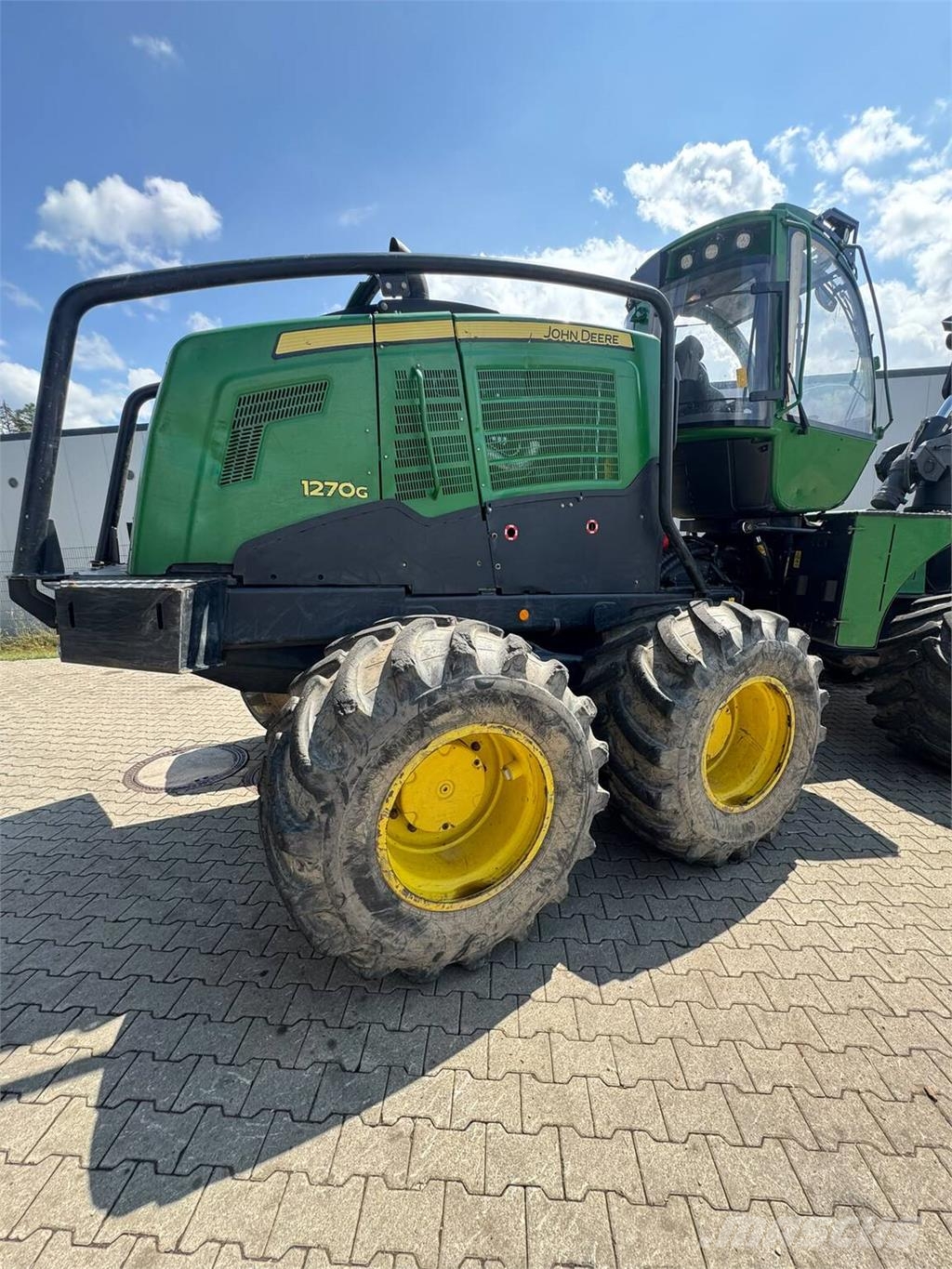 John Deere 1270G Harwestery