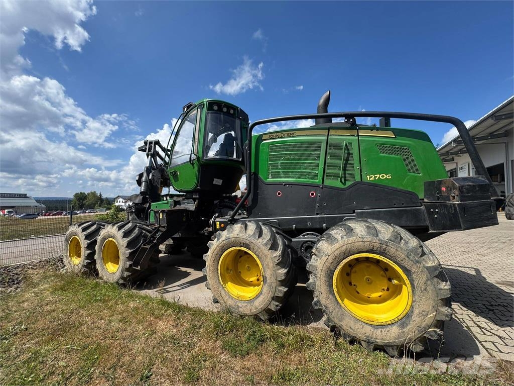 John Deere 1270G Harwestery