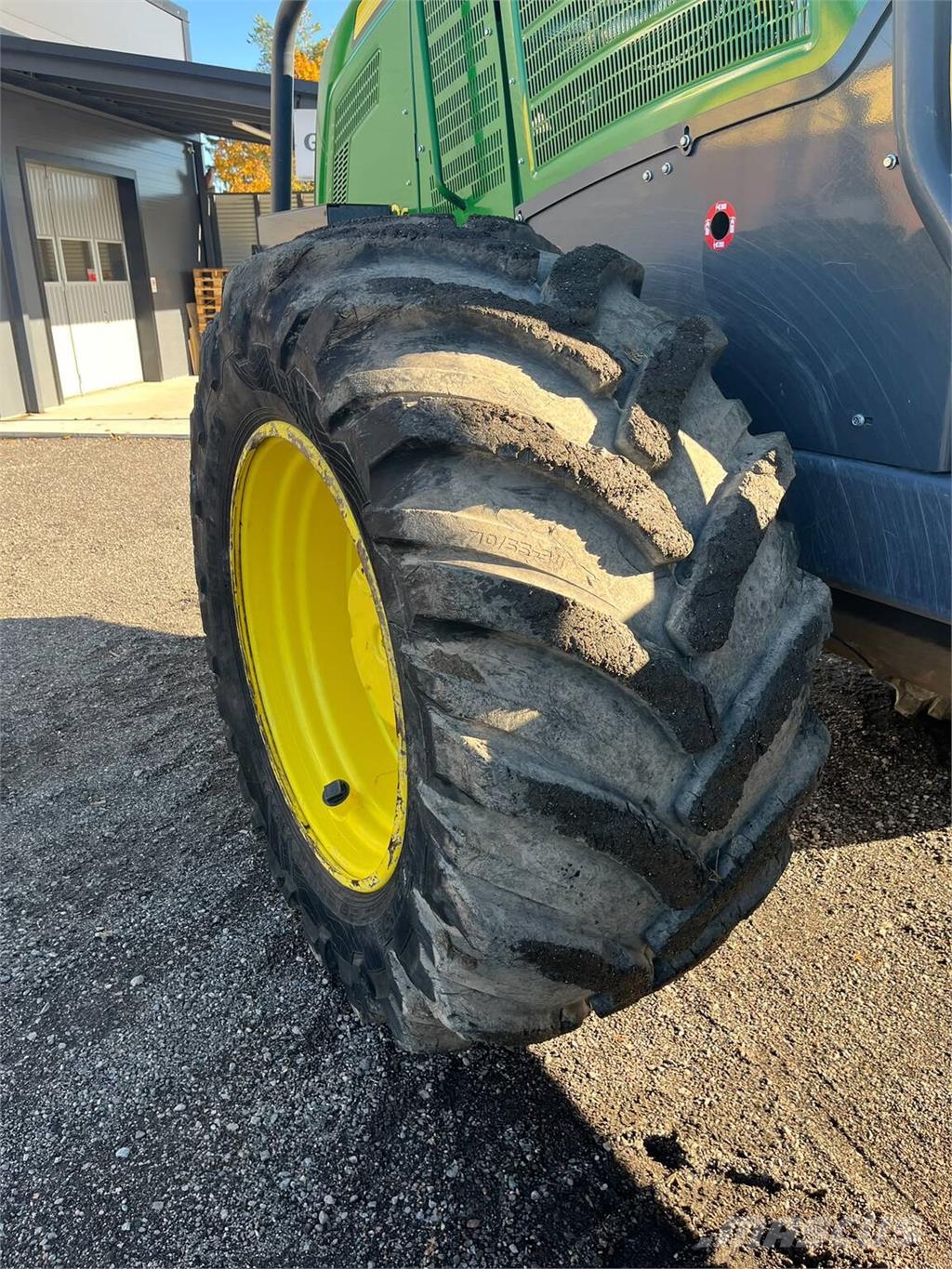 John Deere 1270G Harvesterid