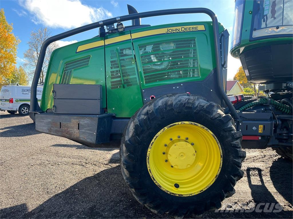 John Deere 1270G Harvesterid